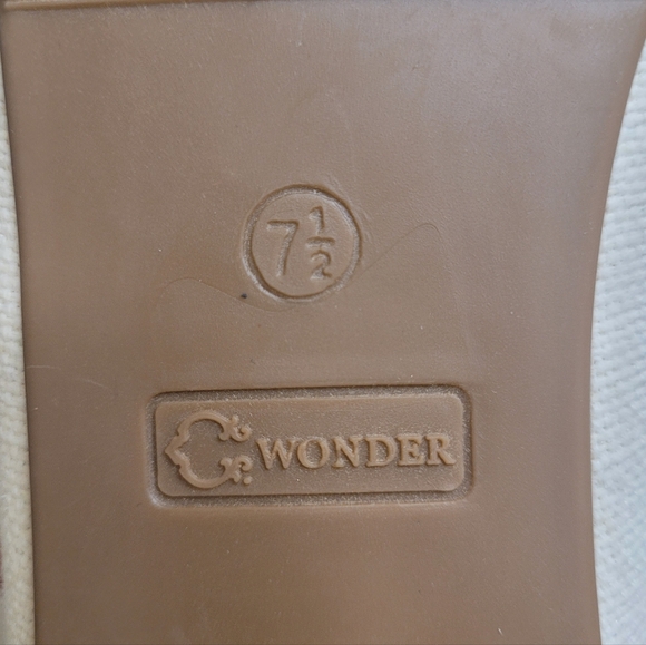 C Wonder Bee Happy Ballet Flats Size 7.5 NWT - Picture 10 of 10